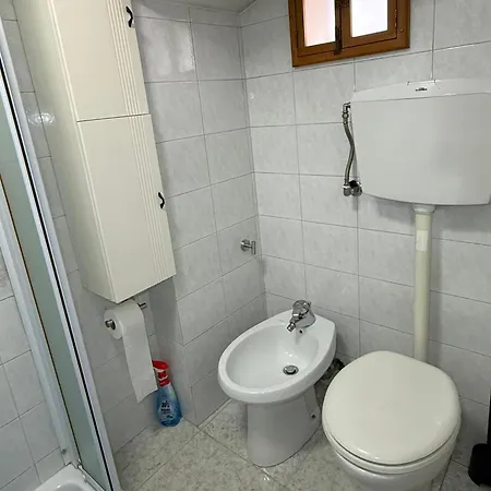 דירה Casa Rosy מנפרדוניה